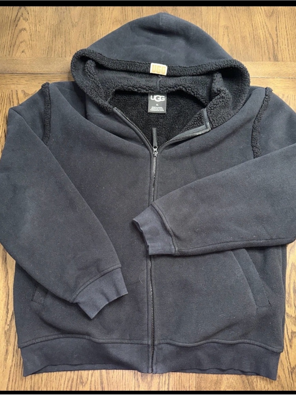 UGG Womens XL Black Sherpa Fleece Full Zip Hoodie Jacket  Polyester #1232CL